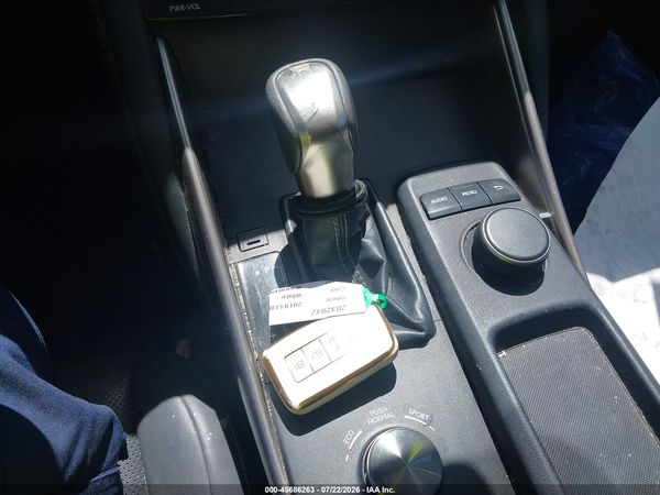 2018 LEXUS IS 300
