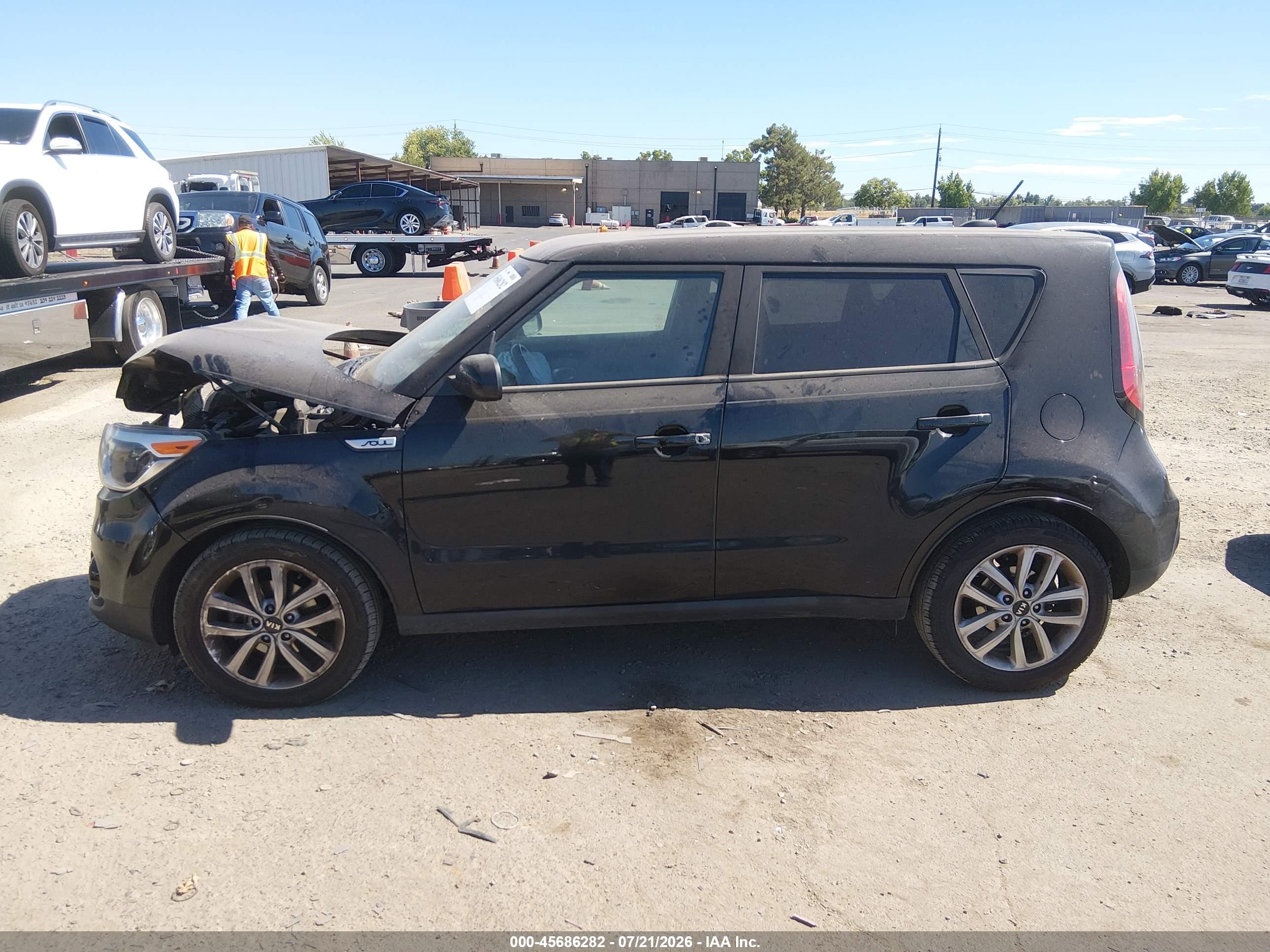 2017 KIA SOUL +