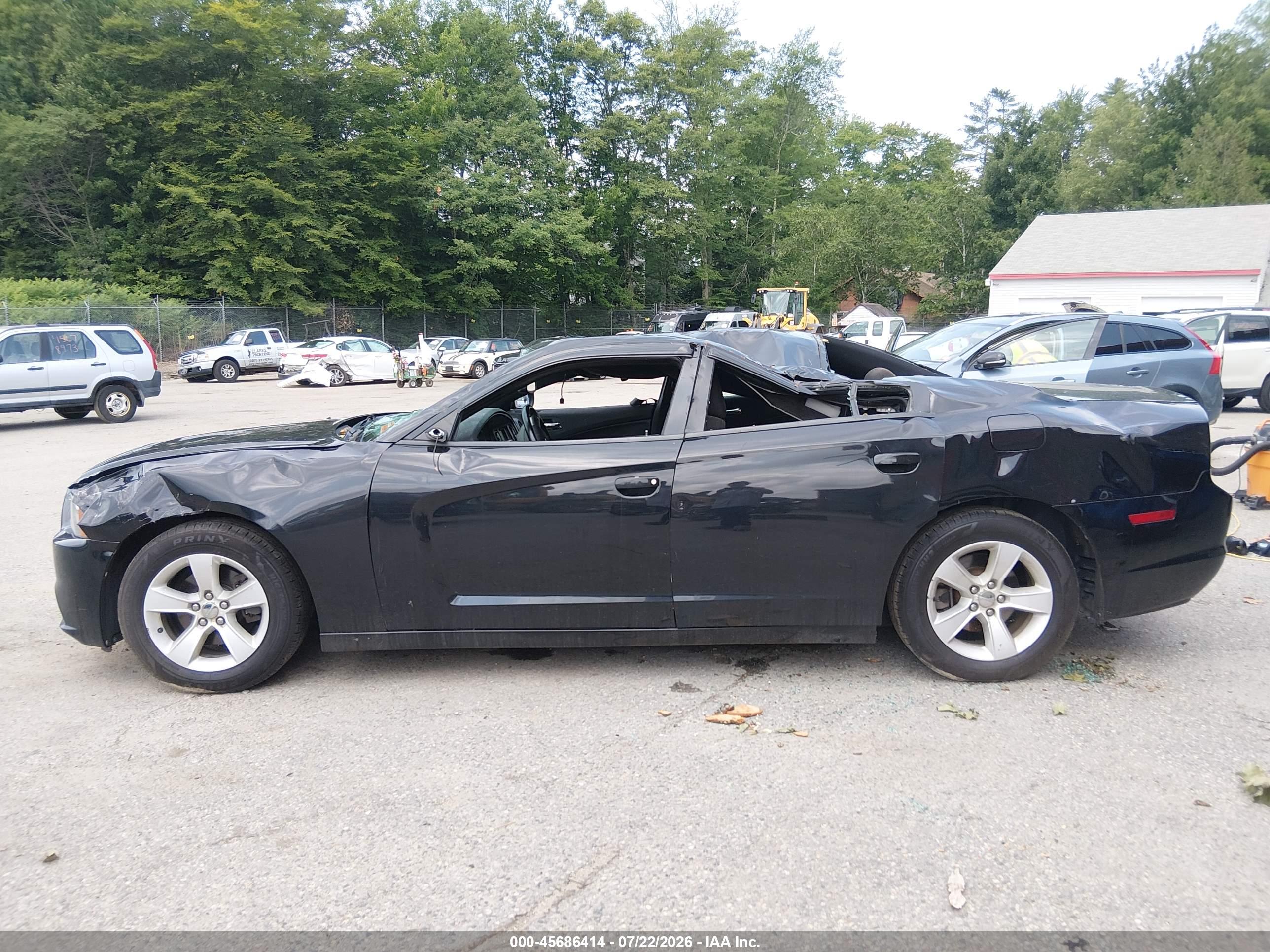 2013 DODGE CHARGER SE