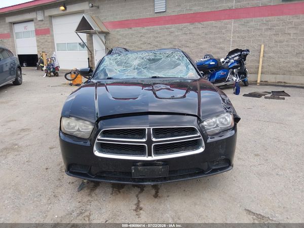 2013 DODGE CHARGER SE