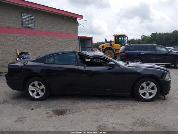 2013 DODGE CHARGER SE
