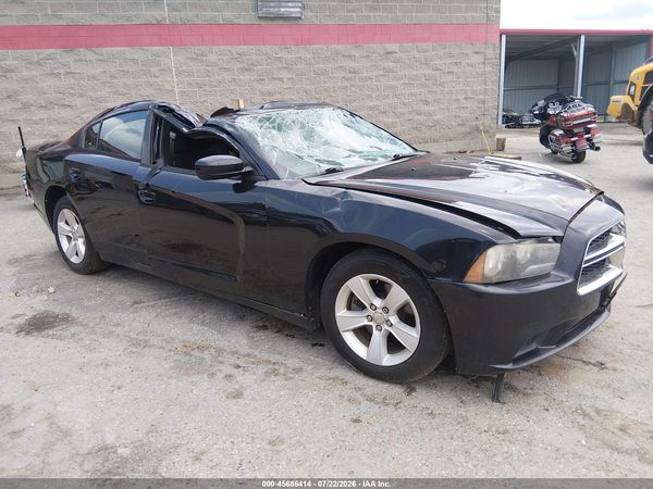 2013 DODGE CHARGER SE