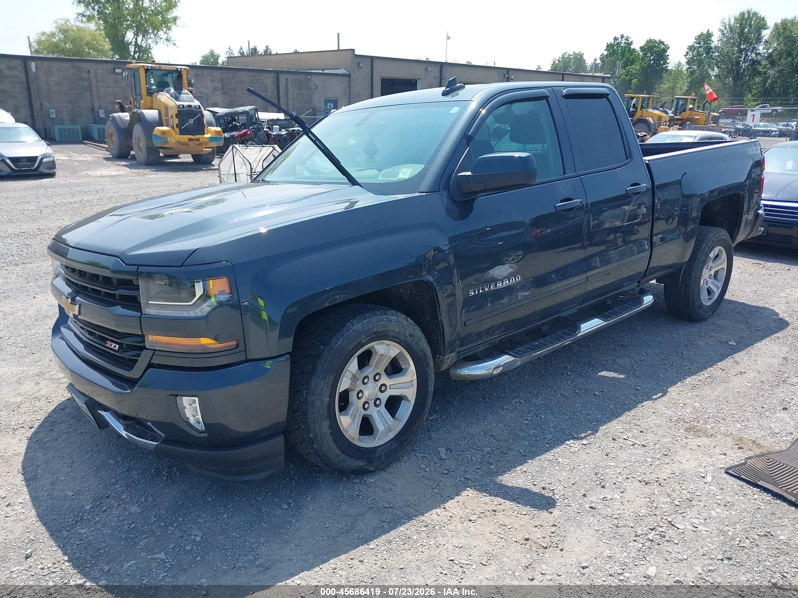 2017 CHEVROLET SILVERADO 1500 2LT — I2