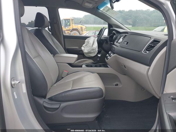 2017 KIA SEDONA LX