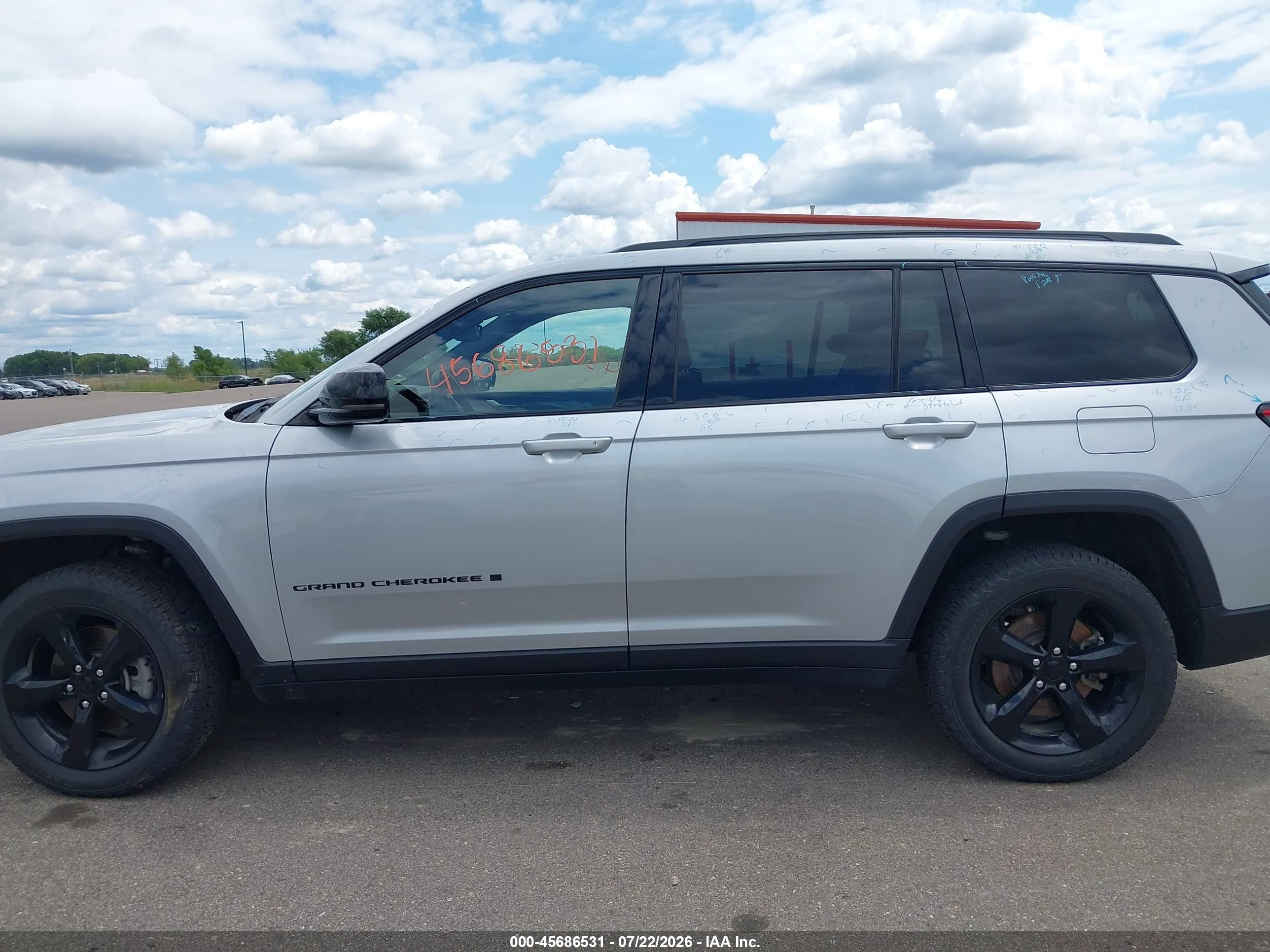 2023 JEEP GRAND CHEROKEE L ALTITUDE 4X4