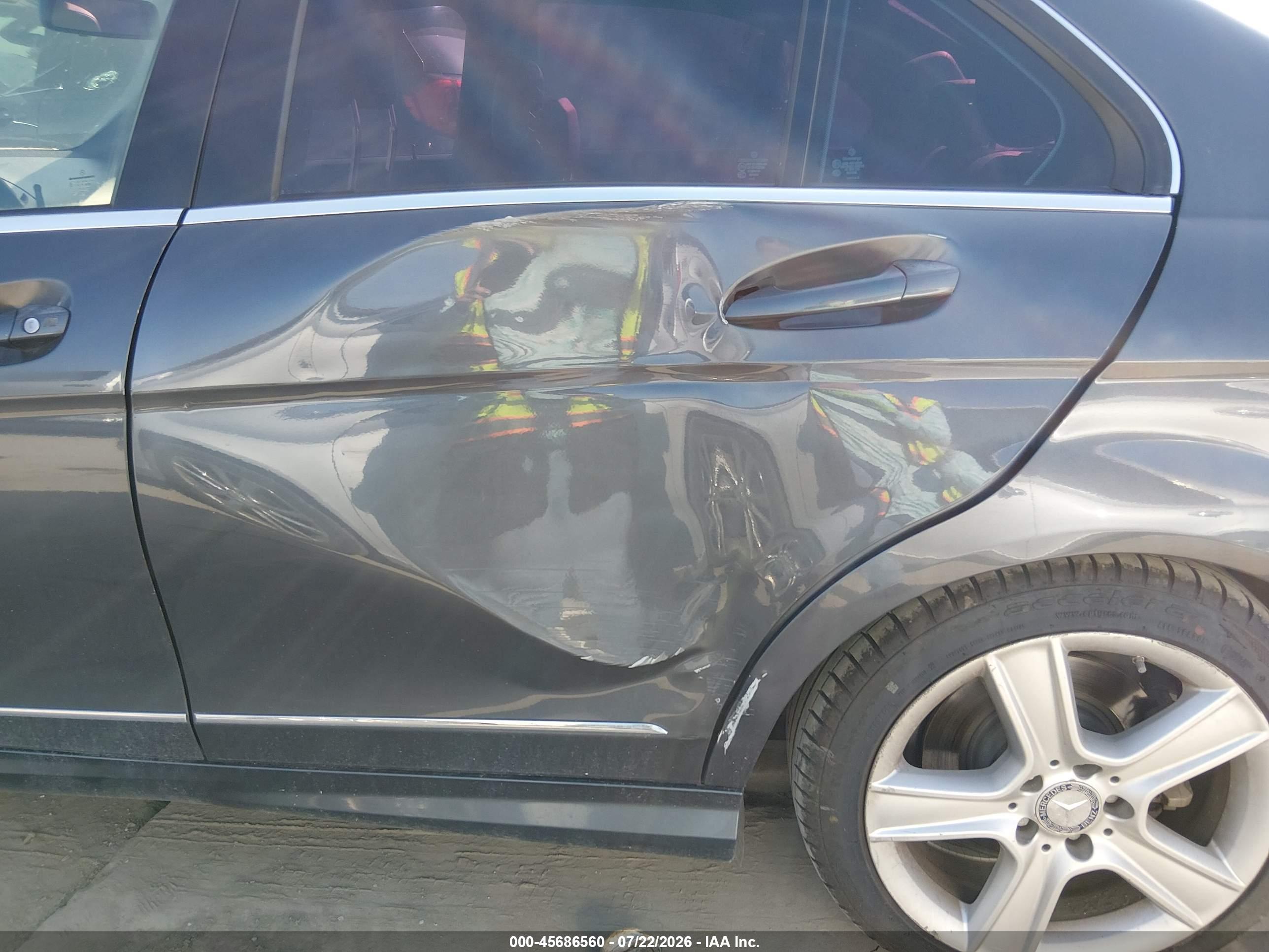 2011 MERCEDES-BENZ C 300 C300