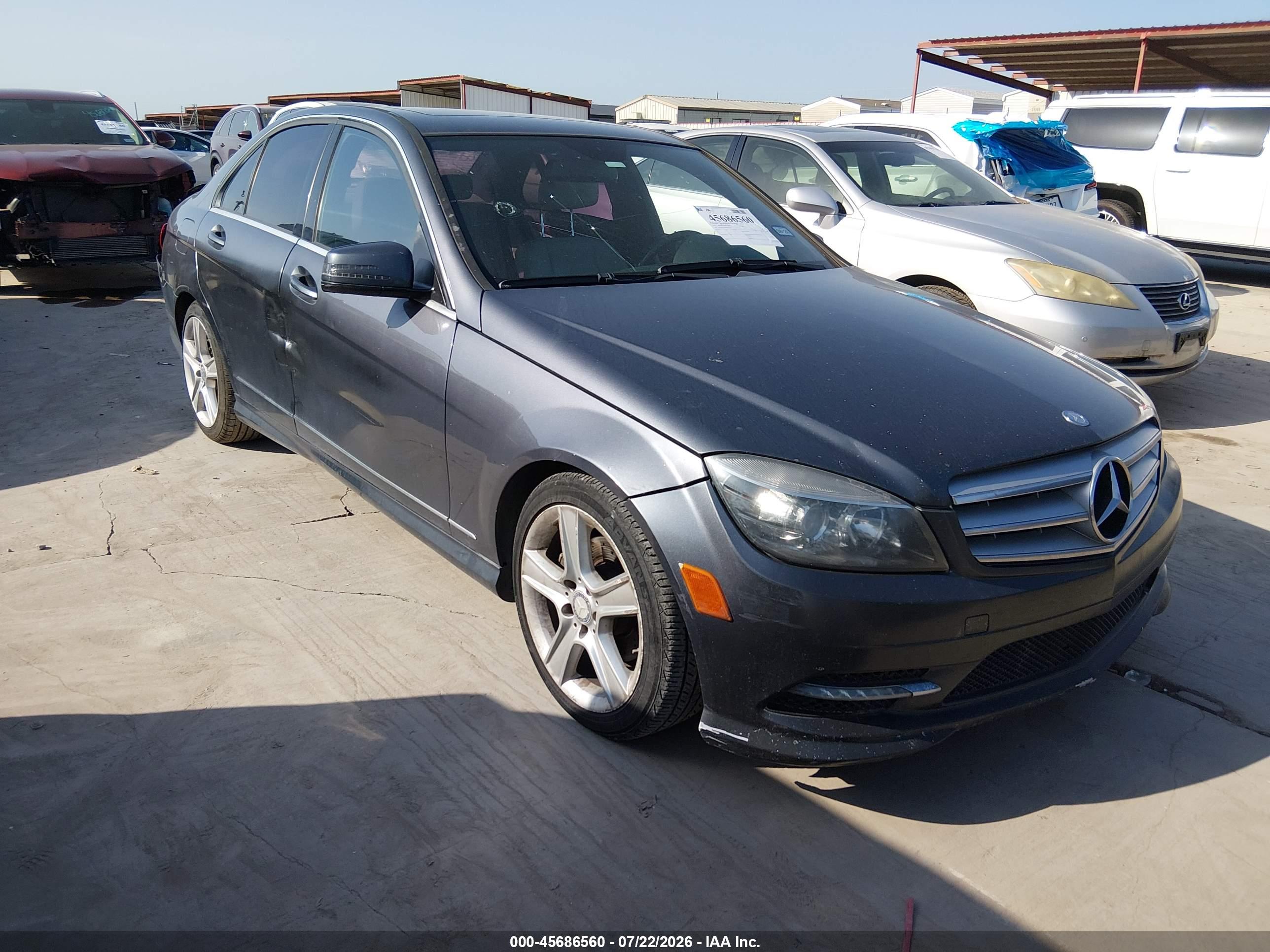 2011 MERCEDES-BENZ C 300 C300