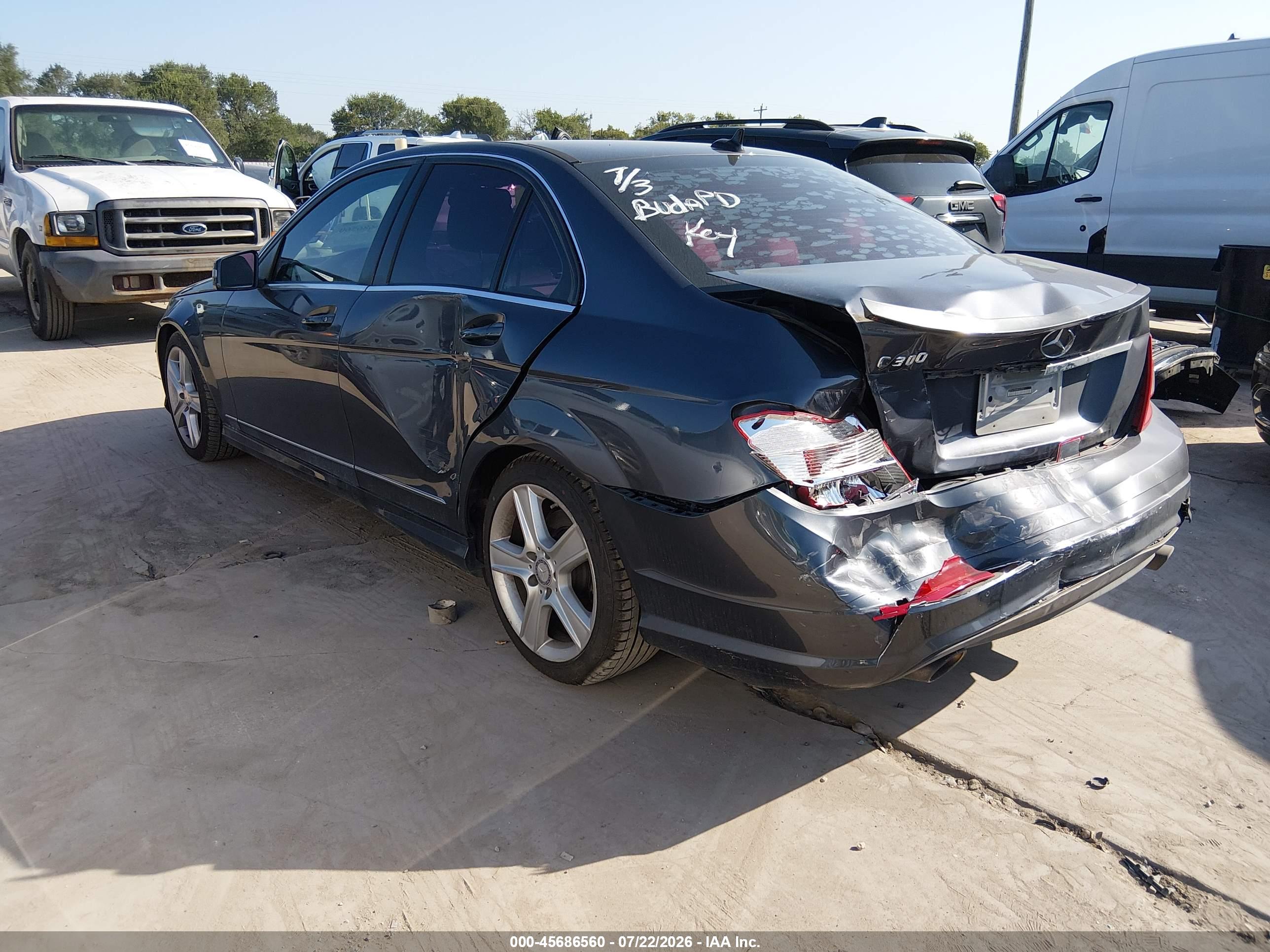 2011 MERCEDES-BENZ C 300 C300