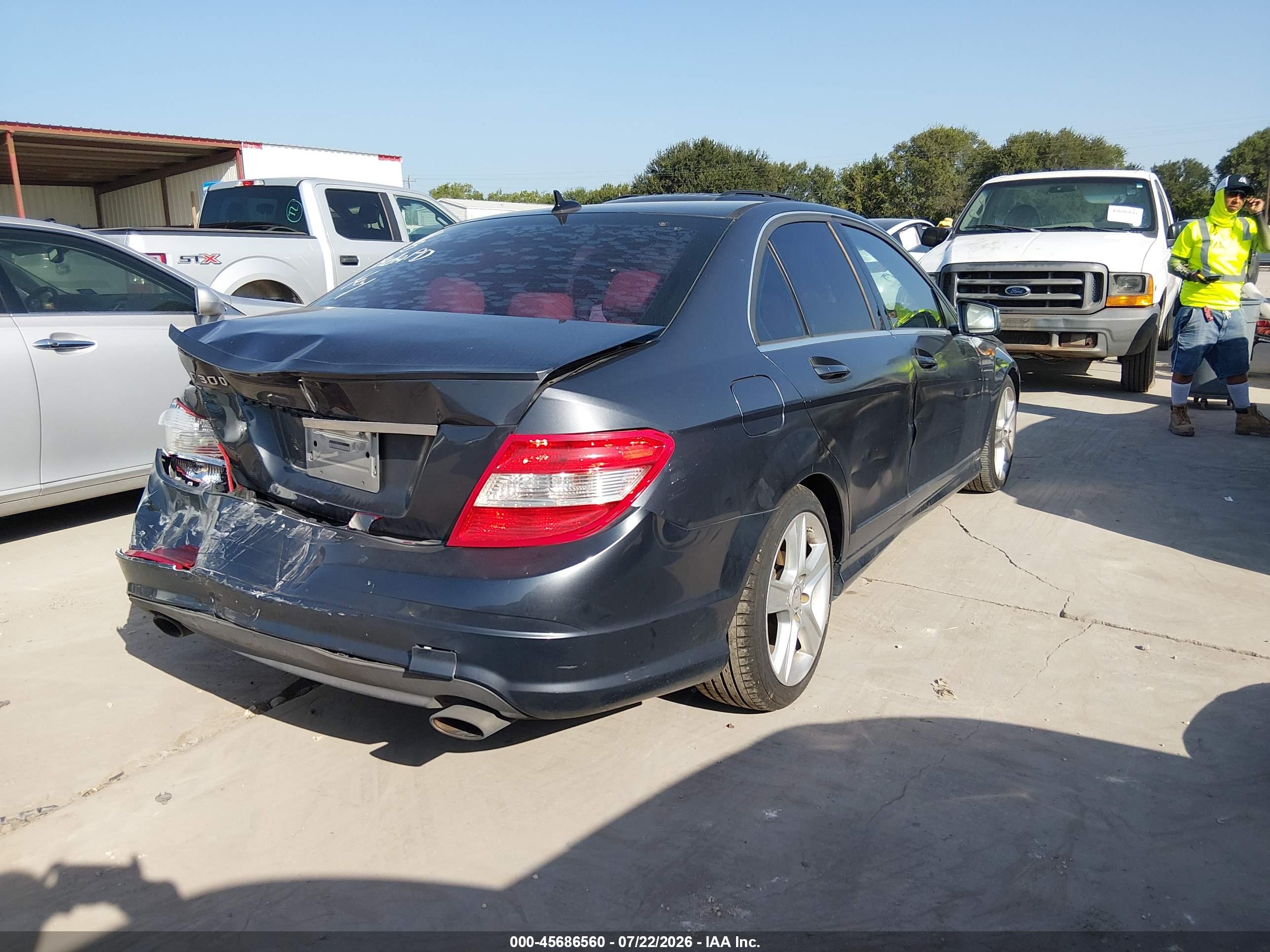 2011 MERCEDES-BENZ C 300 C300