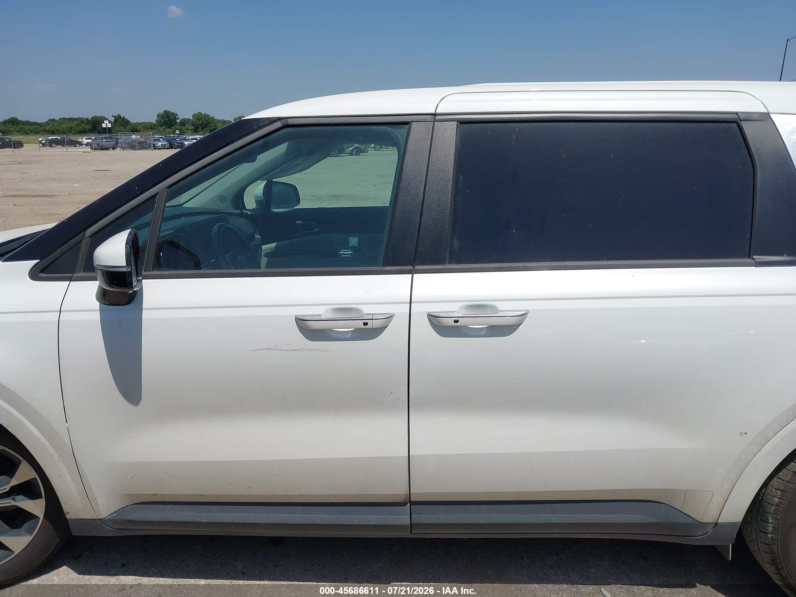 2023 KIA CARNIVAL MPV EX