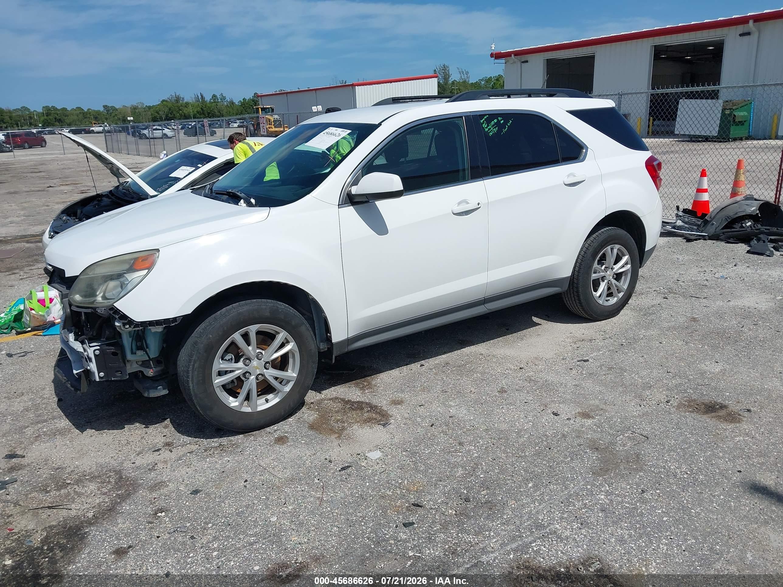 2017 CHEVROLET EQUINOX LT — I2