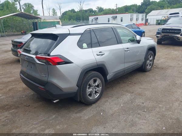 2023 TOYOTA RAV4 HYBRID XLE