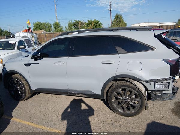 2023 KIA SORENTO