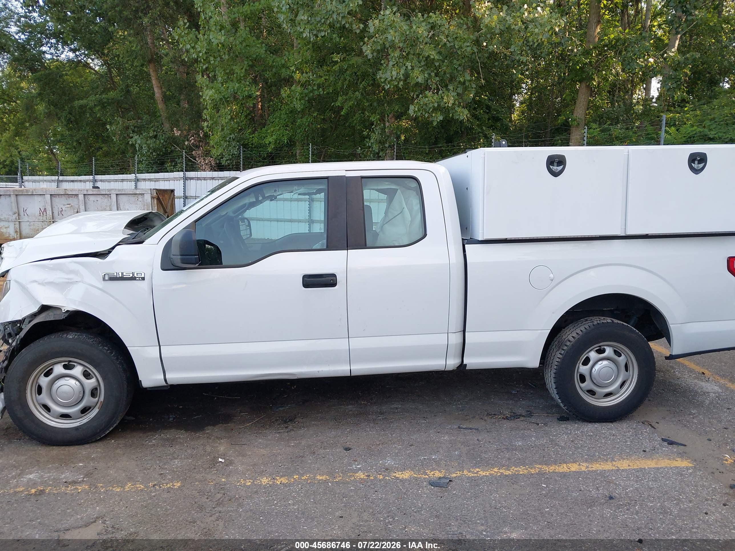 2017 FORD F-150 XL