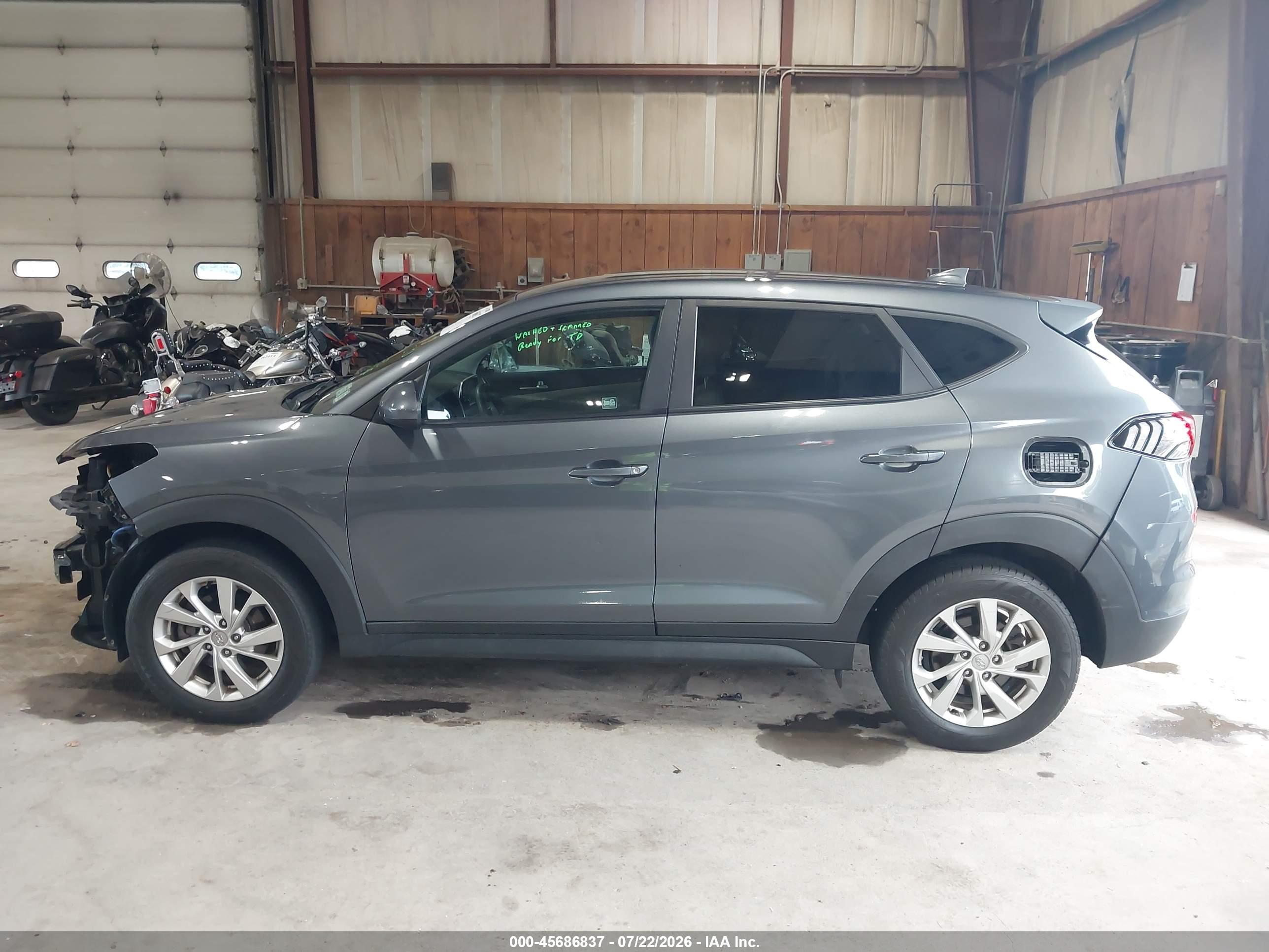 2019 HYUNDAI TUCSON SE