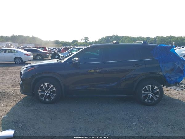 2022 TOYOTA HIGHLANDER