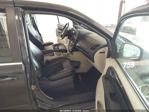 2017 DODGE GRAND CARAVAN SXT — I5