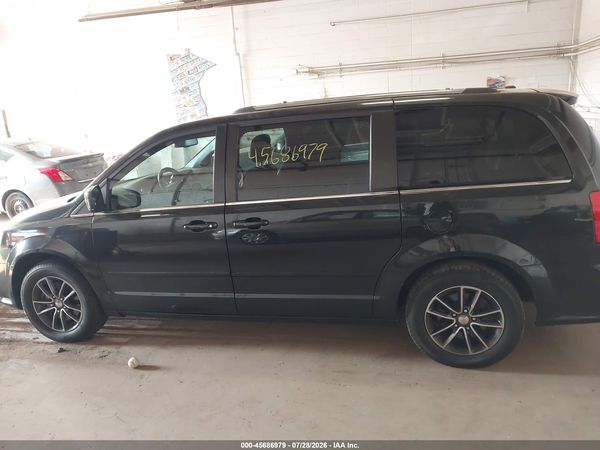2017 DODGE GRAND CARAVAN SXT — I117