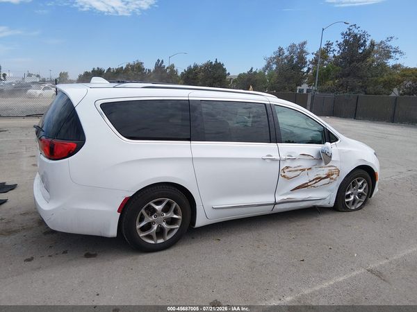 2017 CHRYSLER PACIFICA LIMITED — I116