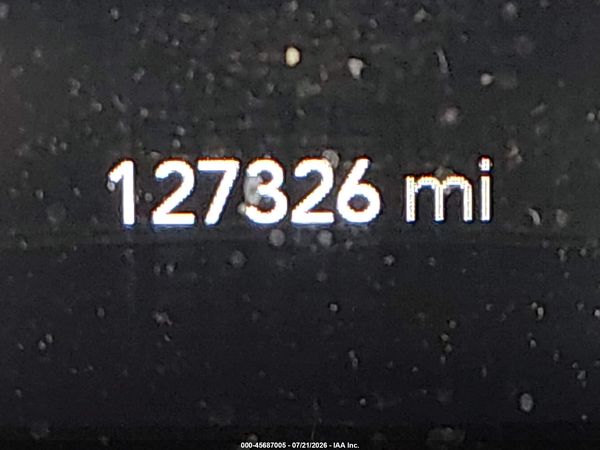 2017 CHRYSLER PACIFICA LIMITED — I118