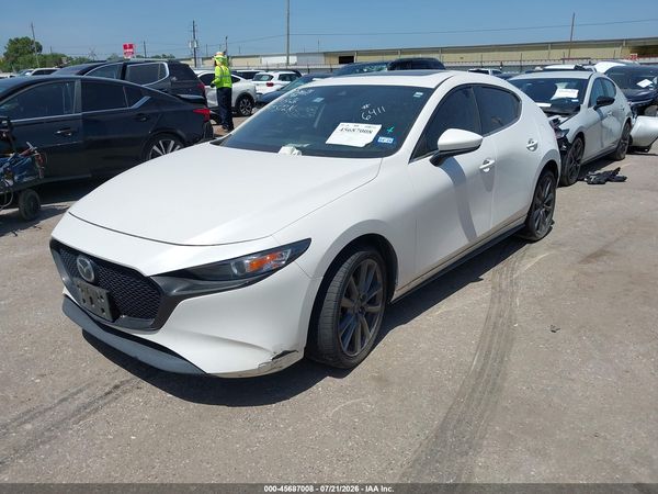 2022 MAZDA MAZDA3 Preferred Package