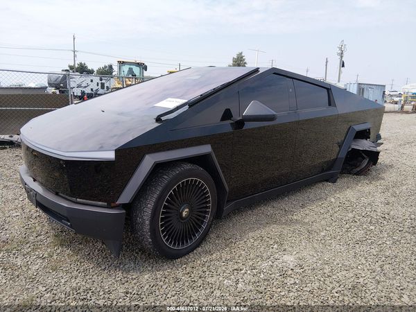 2025 TESLA CYBERTRUCK ALL-WHEEL DRIVE