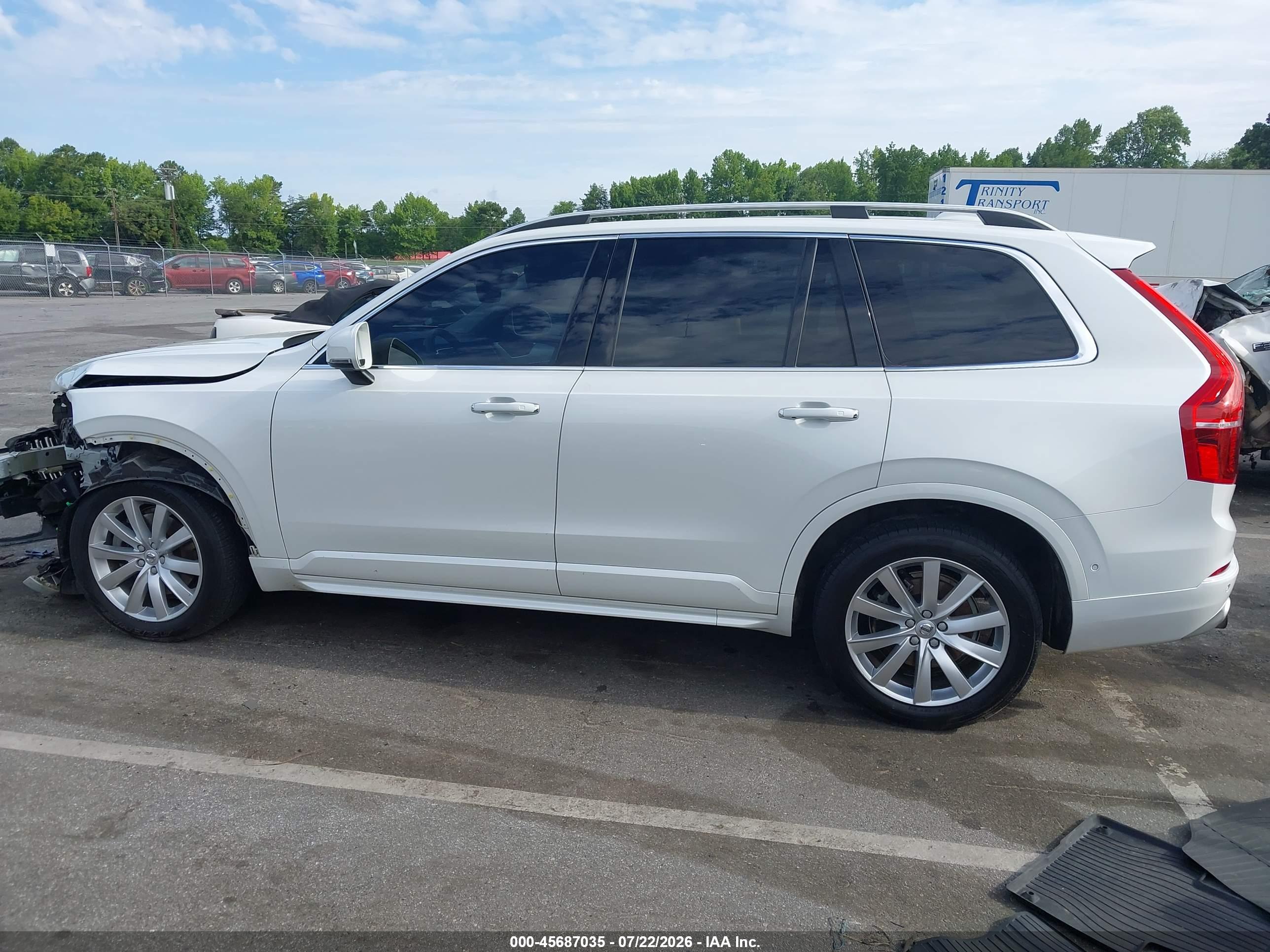2018 VOLVO XC90 T5 MOMENTUM