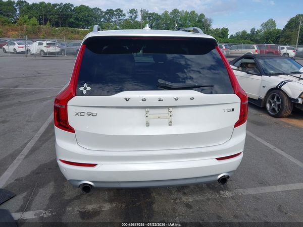 2018 VOLVO XC90 T5 MOMENTUM