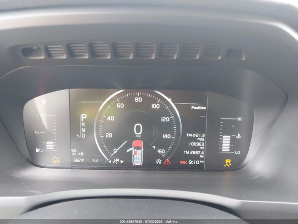2018 VOLVO XC90 T5 MOMENTUM