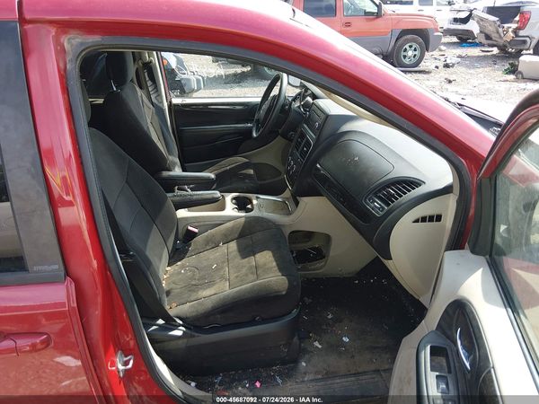 2013 DODGE GRAND CARAVAN SXT — I5