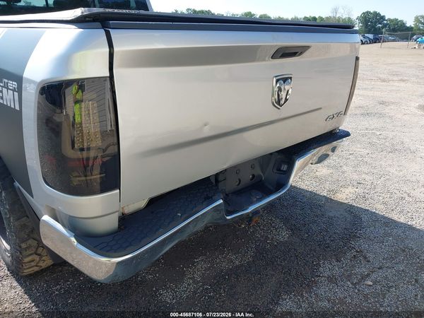 2018 RAM 1500 SLT