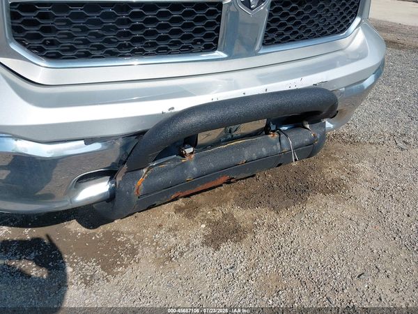 2018 RAM 1500 SLT