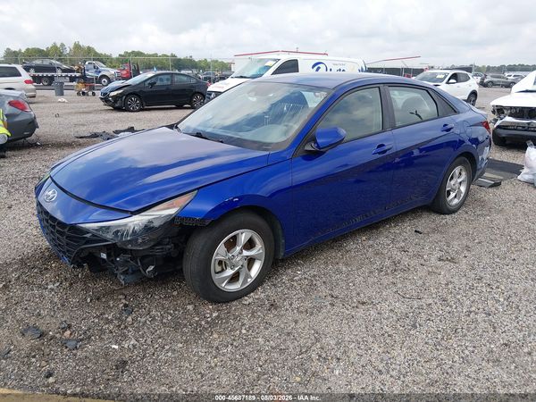 2023 HYUNDAI ELANTRA SE