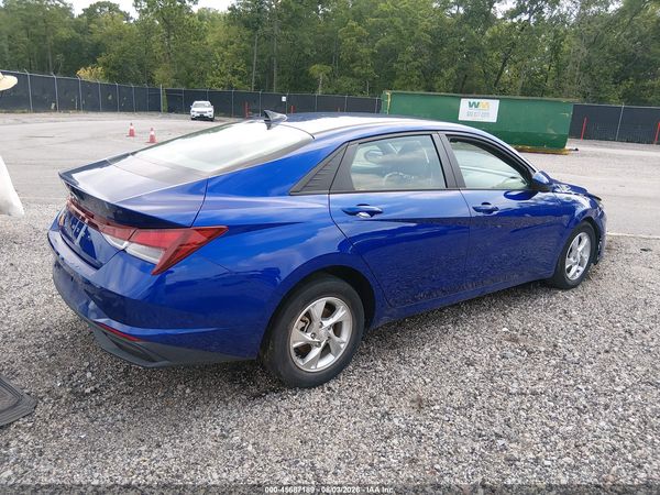 2023 HYUNDAI ELANTRA SE
