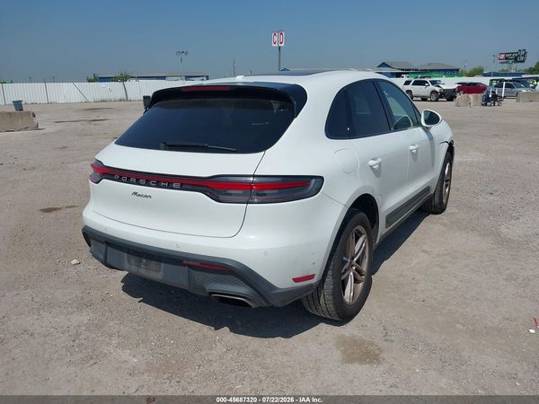 2022 PORSCHE MACAN