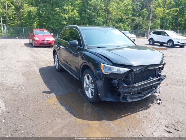 2022 AUDI Q3