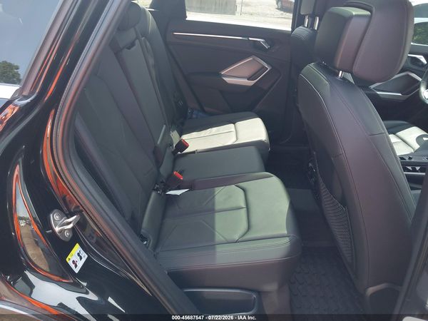 2022 AUDI Q3