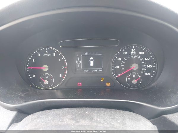 2016 KIA SORENTO 2.4L LX