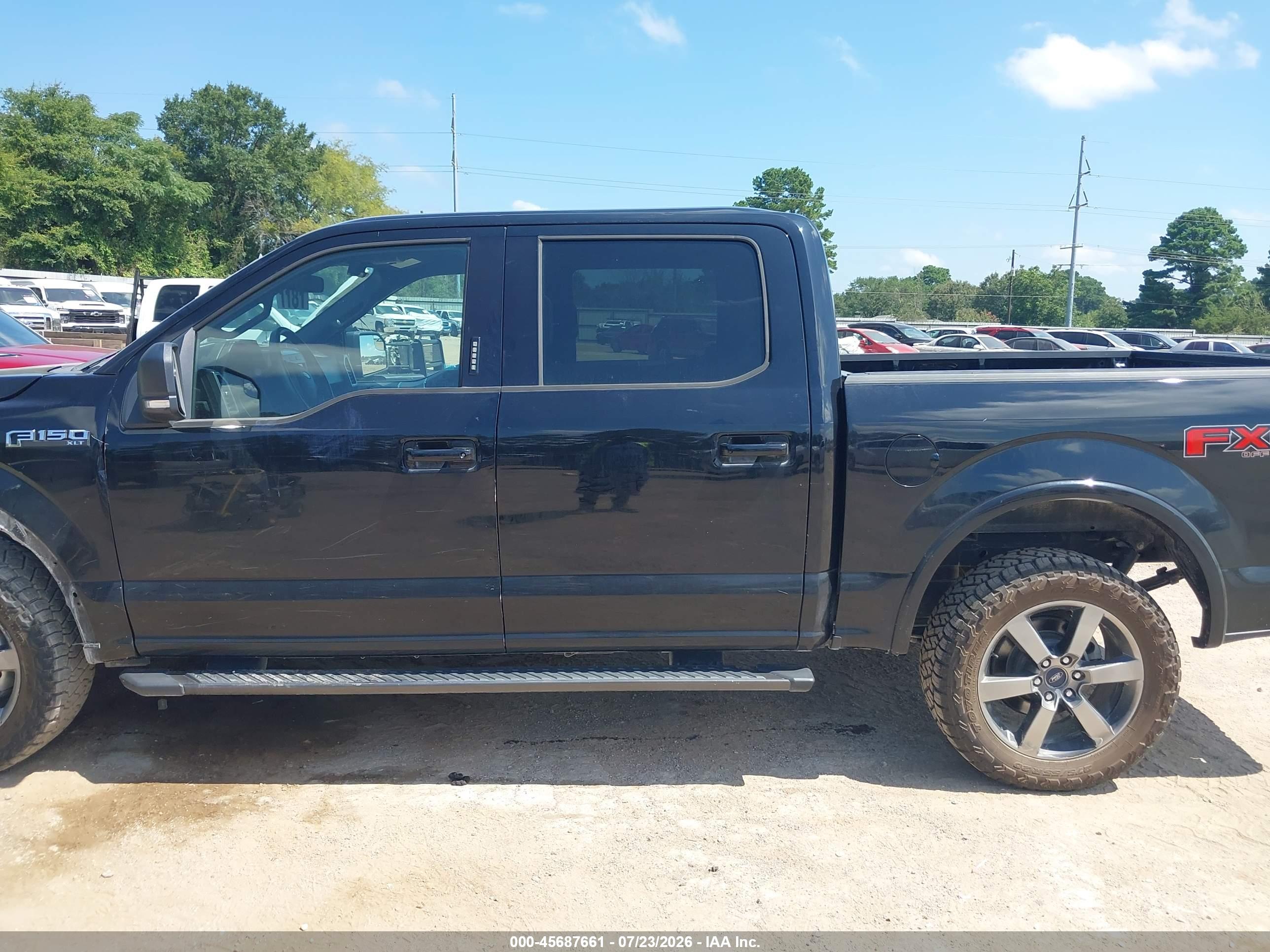2017 FORD F-150 XLT