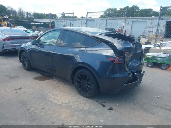 2024 TESLA MODEL Y