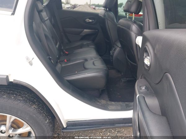 2019 JEEP CHEROKEE LATITUDE PLUS 4X4