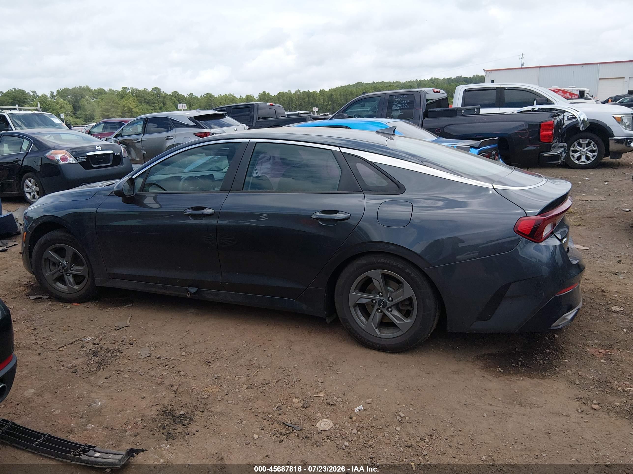 2022 KIA K5 LXS