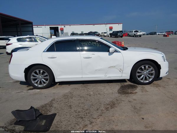 2015 CHRYSLER 300 LIMITED