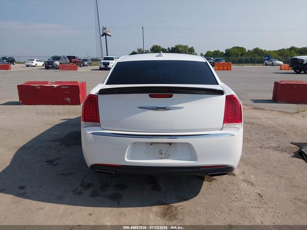 2015 CHRYSLER 300 LIMITED
