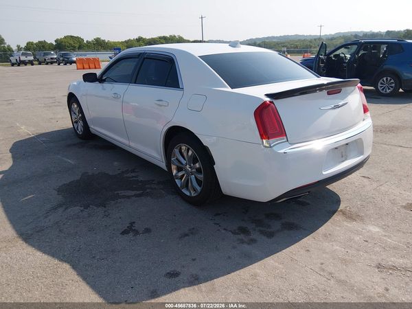 2015 CHRYSLER 300 LIMITED