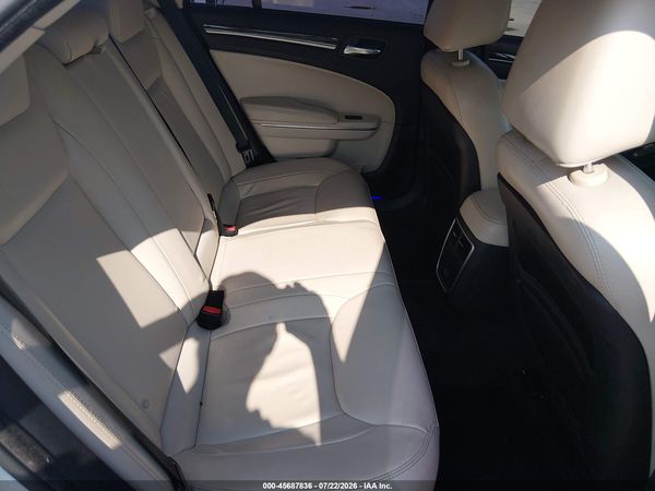 2015 CHRYSLER 300 LIMITED