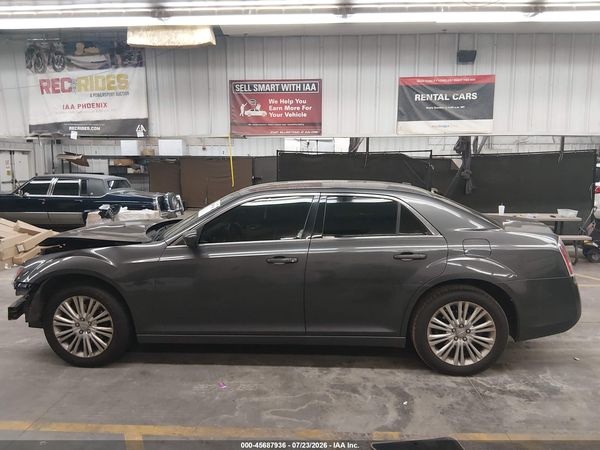 2013 CHRYSLER 300 MOTOWN