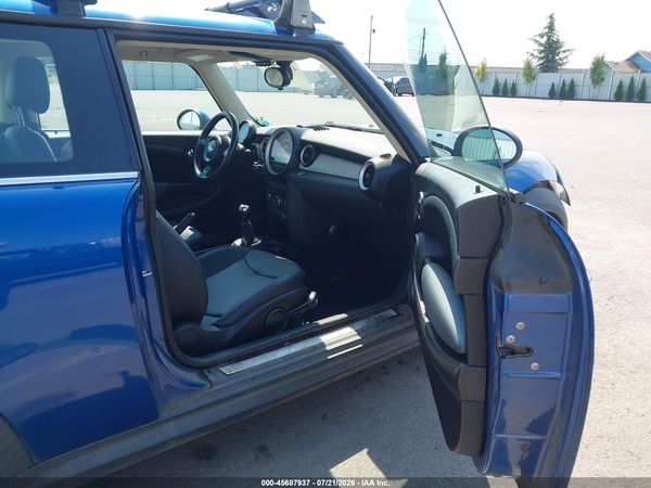 2012 MINI COOPER