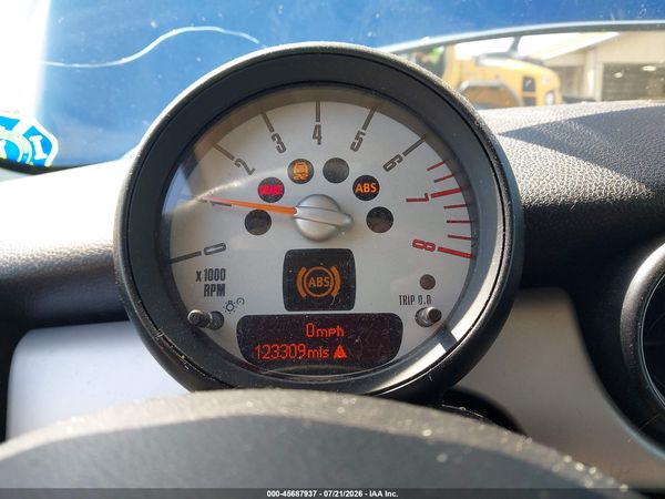 2012 MINI COOPER
