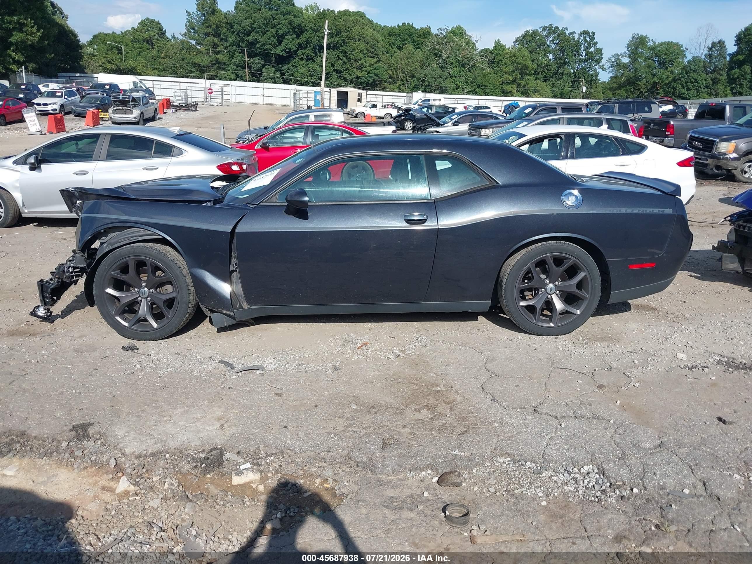 2018 DODGE CHALLENGER SXT
